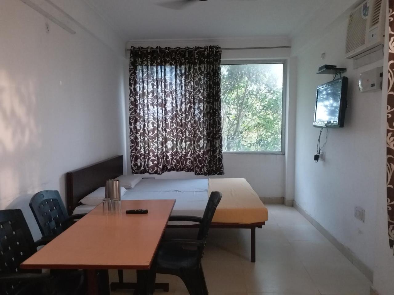 Krishna Hansraj Hotel Уна Экстерьер фото